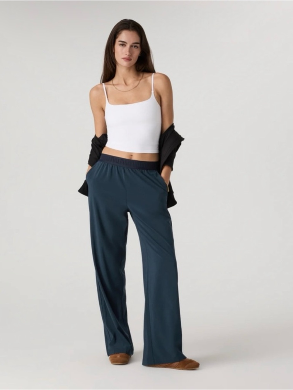 Vuori Women's Villa Sport Trouser Wide Leg Pants in Ink Size S - Picture 15 of 15
